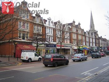 Licensed commercial removals in Ealing