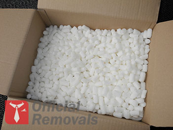 https://officialremovals.com/oflrm-media/2016/08/Packing-Peanuts.jpg